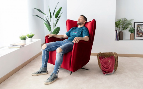 Fauteuil-Relax-Simone-Fama-France-Bretagne-P01-Dossier-Haut-Homme-01-Ferme-Style-Antique-Ille-et-vilaine